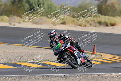 media/Oct-08-2022-SoCal Trackdays (Sat) [[1fc3beec89]]/Turn 10 (945am)/